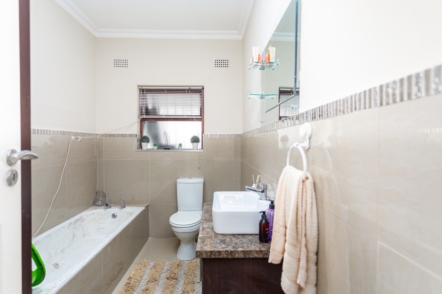 3 Bedroom Property for Sale in Stellenridge Western Cape